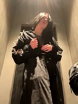 Snapshot of AlishaPrettyBlade chatting on January 13, 2026, 5:24 am AlishaPrettyBlade online show from January 13, 2026, 5:24 am