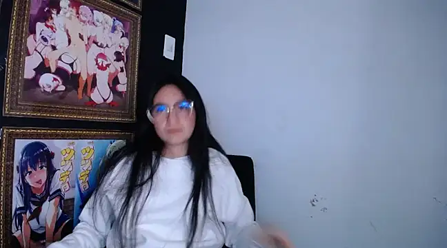 Snapshot of Arielle_lov chatting on February 16, 2025, 10:21 am Arielle lov online show from February 16, 2025, 10:21 am