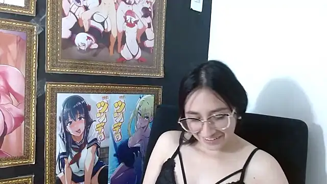 Snapshot of Arielle_lov chatting on March 7, 2025, 5:38 pm Arielle lov online show from March 7, 2025, 5:38 pm