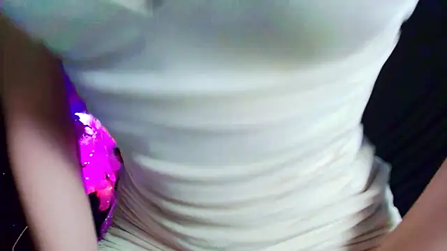 Misa Rose online show from April 7, 2026, 8:53 pm