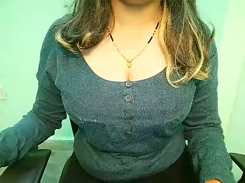 Snapshot of its_siya chatting on January 8, 2026, 10:17 am its siya online show from January 8, 2026, 10:17 am