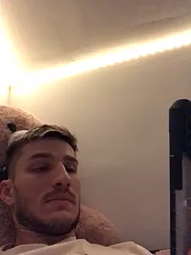 yoyoboy988 online show from February 17, 2025, 9:08 pm