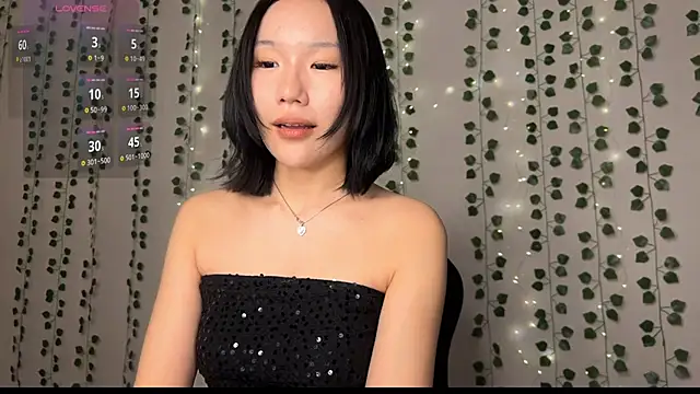 Snapshot of Asian_Vi chatting on April 26, 2026, 7:44 pm Asian Vi online show from April 26, 2026, 7:44 pm