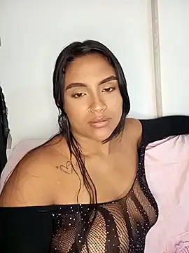 victoria roussee online show from March 7, 2025, 8:02 am