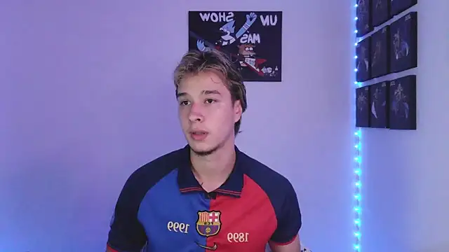 jack walker190 online show from October 6, 2025, 4:43 am