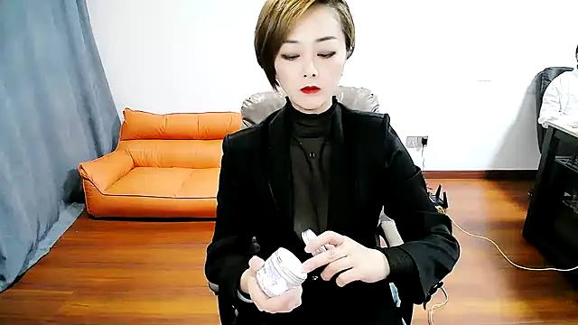 beira-01 online show from February 19, 2025, 1:50 pm