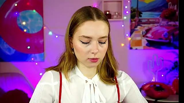 JenniferGraces online show from March 14, 2025, 4:19 pm