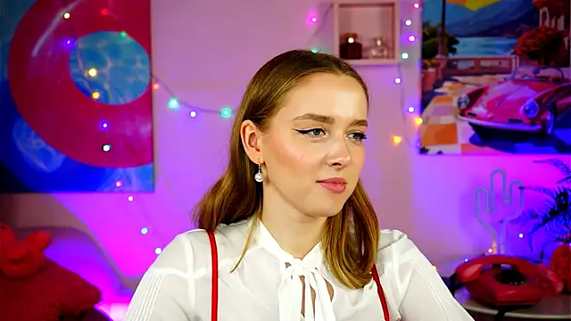 JenniferGraces online show from March 14, 2025, 7:23 pm