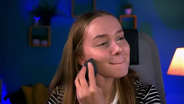 JenniferGraces online show from September 8, 2025, 9:03 pm