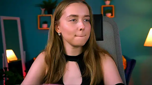 JenniferGraces online show from September 19, 2025, 9:26 pm