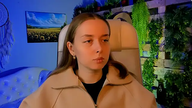 JenniferGraces online show from October 7, 2025, 9:50 am