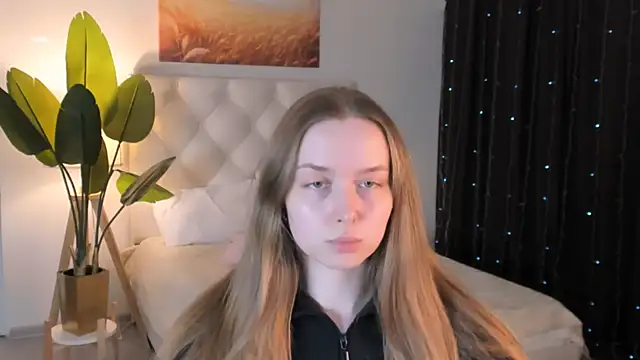 Snapshot of JenniferGraces chatting on May 20, 2026, 1:17 pm JenniferGraces online show from May 20, 2026, 1:17 pm