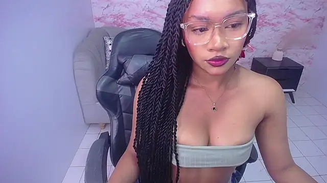 Snapshot of catalina25_t chatting on February 18, 2025, 10:49 am catalina25 t online show from February 18, 2025, 10:49 am