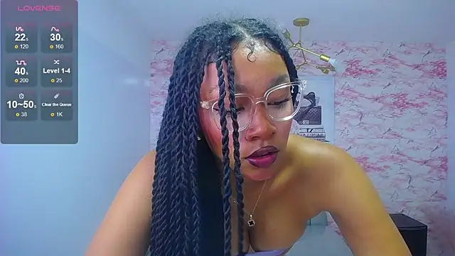 Snapshot of catalina25_t chatting on March 3, 2025, 11:11 am catalina25 t online show from March 3, 2025, 11:11 am