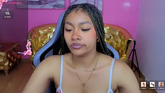 Snapshot of catalina25_t chatting on February 18, 2026, 8:05 pm catalina25 t online show from February 18, 2026, 8:05 pm