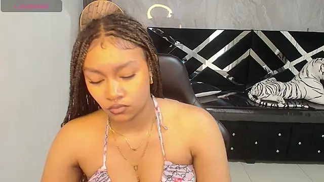 Snapshot of catalina25_t chatting on February 23, 2026, 2:03 pm catalina25 t online show from February 23, 2026, 2:03 pm