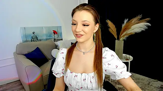 AmandaGracy 1 online show from May 16, 2026, 8:07 pm