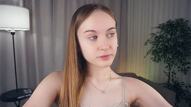 QuennaCoote online show from March 13, 2025, 5:54 am