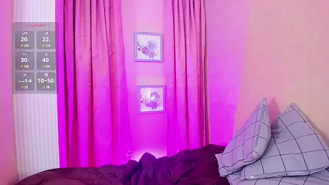 iiangel  online show from March 9, 2025, 8:40 am