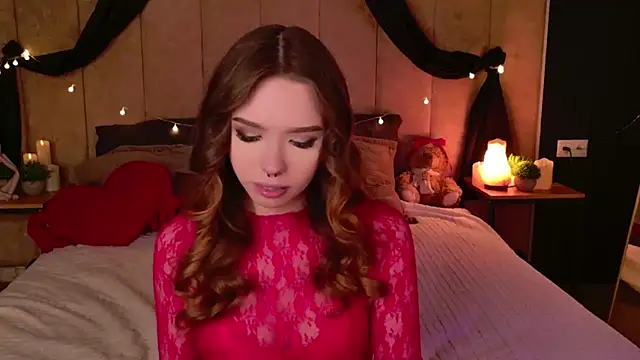 Sierra Fane online show from March 1, 2025, 8:42 pm