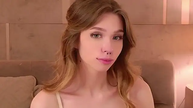 Snapshot of Sierra_Fane chatting on May 16, 2026, 10:36 am Sierra Fane online show from May 16, 2026, 10:36 am