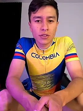 Snapshot of Andres_Sebas chatting on February 28, 2025, 2:31 am Andres Sebas online show from February 28, 2025, 2:31 am