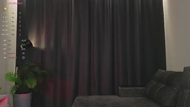 Snapshot of Nerdy_Amy chatting on November 4, 2025, 3:55 pm Nerdy Amy online show from November 4, 2025, 3:55 pm