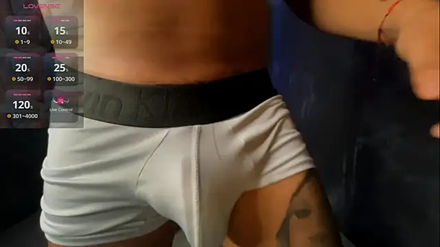 jeffvalemtino online show from December 17, 2025, 10:49 pm