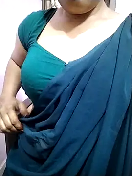 Snapshot of suthas99 chatting on April 3, 2026, 12:41 am suthas99 online show from April 3, 2026, 12:41 am