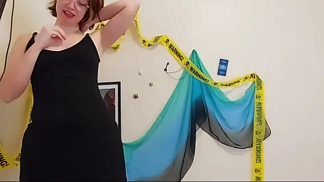 Elise Nyx online show from November 21, 2025, 3:00 pm