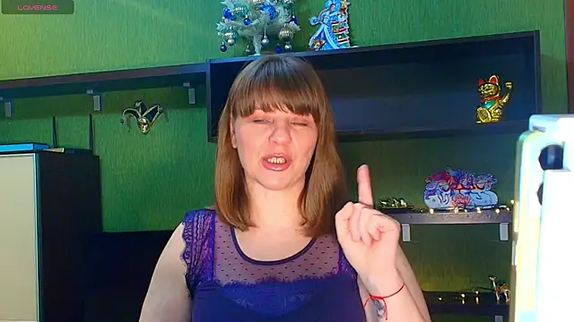 VeronikawGold online show from December 22, 2025, 8:00 am