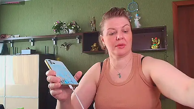 VeronikawGold online show from March 10, 2026, 8:19 am