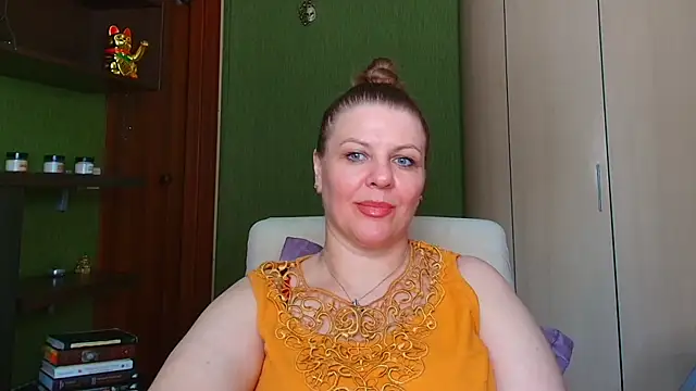 VeronikawGold online show from May 26, 2026, 8:54 am