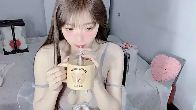 Annnnqi-77 online show from March 3, 2026, 7:47 am