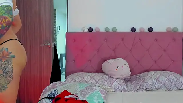 ela black online show from February 21, 2025, 1:00 pm