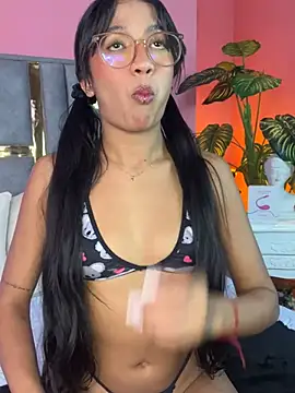 Tyla Ks online show from March 12, 2025, 8:31 pm