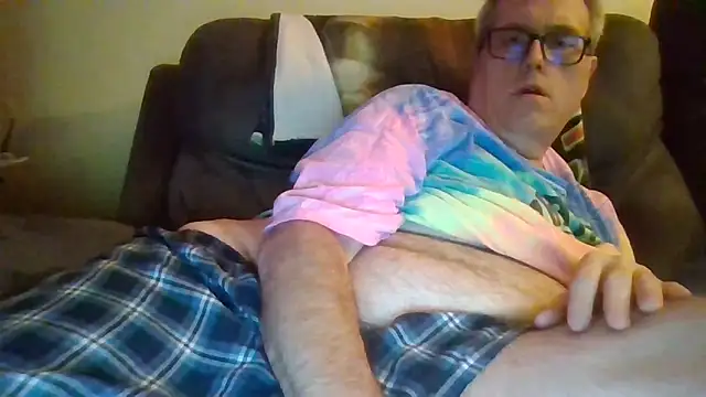 Smallone327 online show from September 19, 2025, 3:52 am