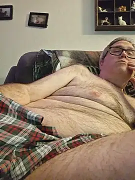 Smallone327 online show from November 23, 2025, 5:07 am