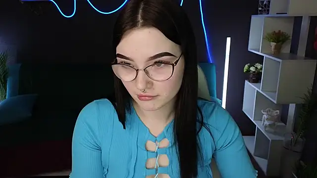 milliedoll online show from February 23, 2025, 8:17 am