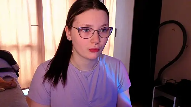 milliedoll online show from April 8, 2026, 4:56 am