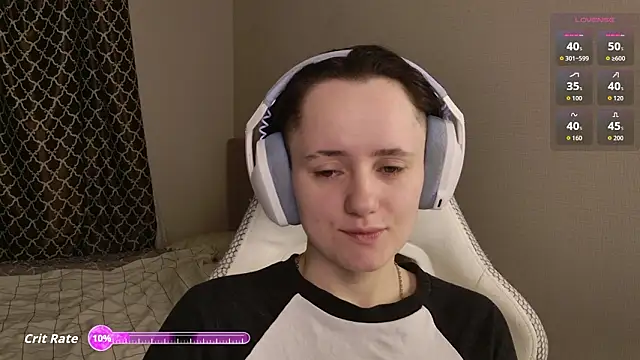 Luna Loveee online show from February 11, 2026, 3:55 am