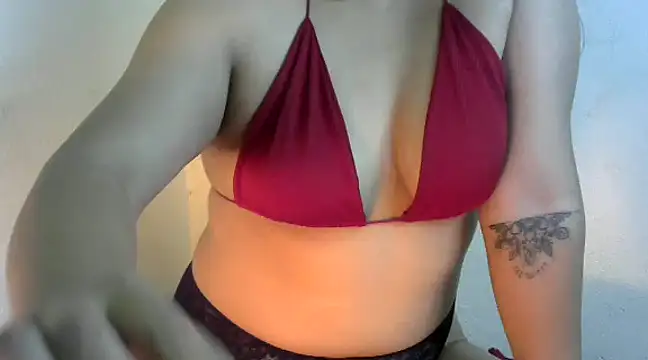 Snapshot of rosay_rosee chatting on February 22, 2025, 3:25 pm rosay rosee online show from February 22, 2025, 3:25 pm