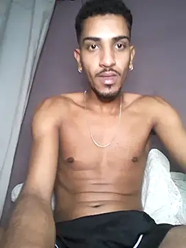 Snapshot of ldkzinnn chatting on October 3, 2025, 10:18 pm ldkzinnn online show from October 3, 2025, 10:18 pm