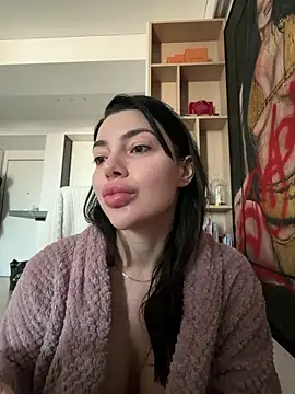 Snapshot of Mia_Splash chatting on March 4, 2026, 9:48 am Mia Splash online show from March 4, 2026, 9:48 am