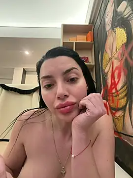 Snapshot of Mia_Splash chatting on April 8, 2026, 7:03 pm Mia Splash online show from April 8, 2026, 7:03 pm