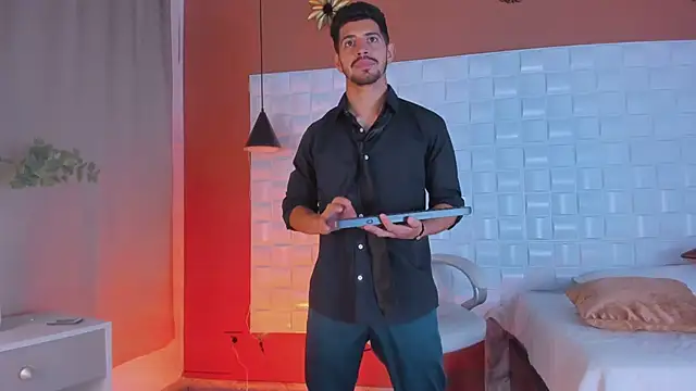 AlejandroStormm online show from March 8, 2025, 8:46 pm