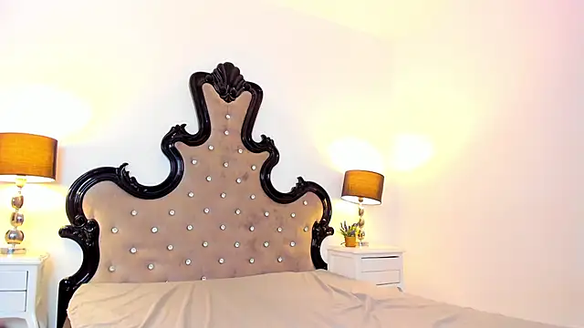 Snapshot of Kathyy_Rose chatting on February 28, 2025, 3:26 pm Kathyy Rose online show from February 28, 2025, 3:26 pm