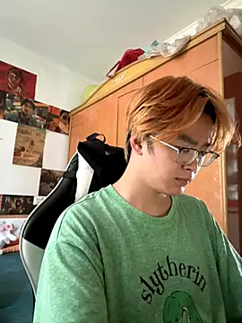 Anson0722 online show from October 2, 2025, 9:27 am