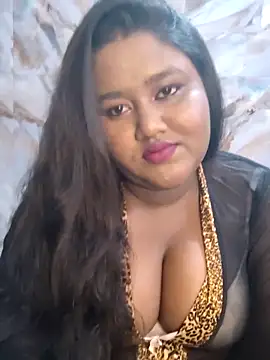 Snapshot of horny_diana chatting on April 3, 2026, 4:49 pm horny diana online show from April 3, 2026, 4:49 pm