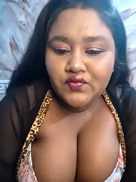 Snapshot of horny_diana chatting on April 10, 2026, 5:39 pm horny diana online show from April 10, 2026, 5:39 pm